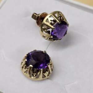 Nostalgische Ohrringe Ohrstecker Gold 585 Amethyst Design Vintage elegant OR138