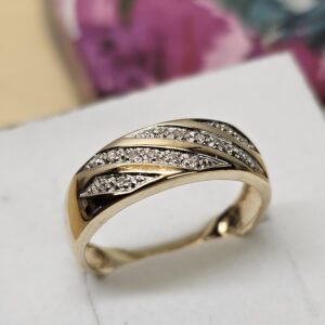 18,9 mm Nostalgischer Ring Goldring Gold 585 Kristalle Steinchen klar Design Vintage Eleganz GR323